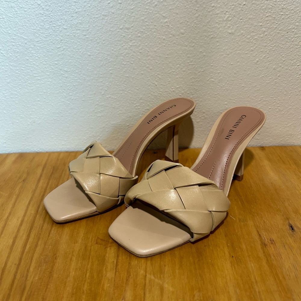 Gianni Bini Heels